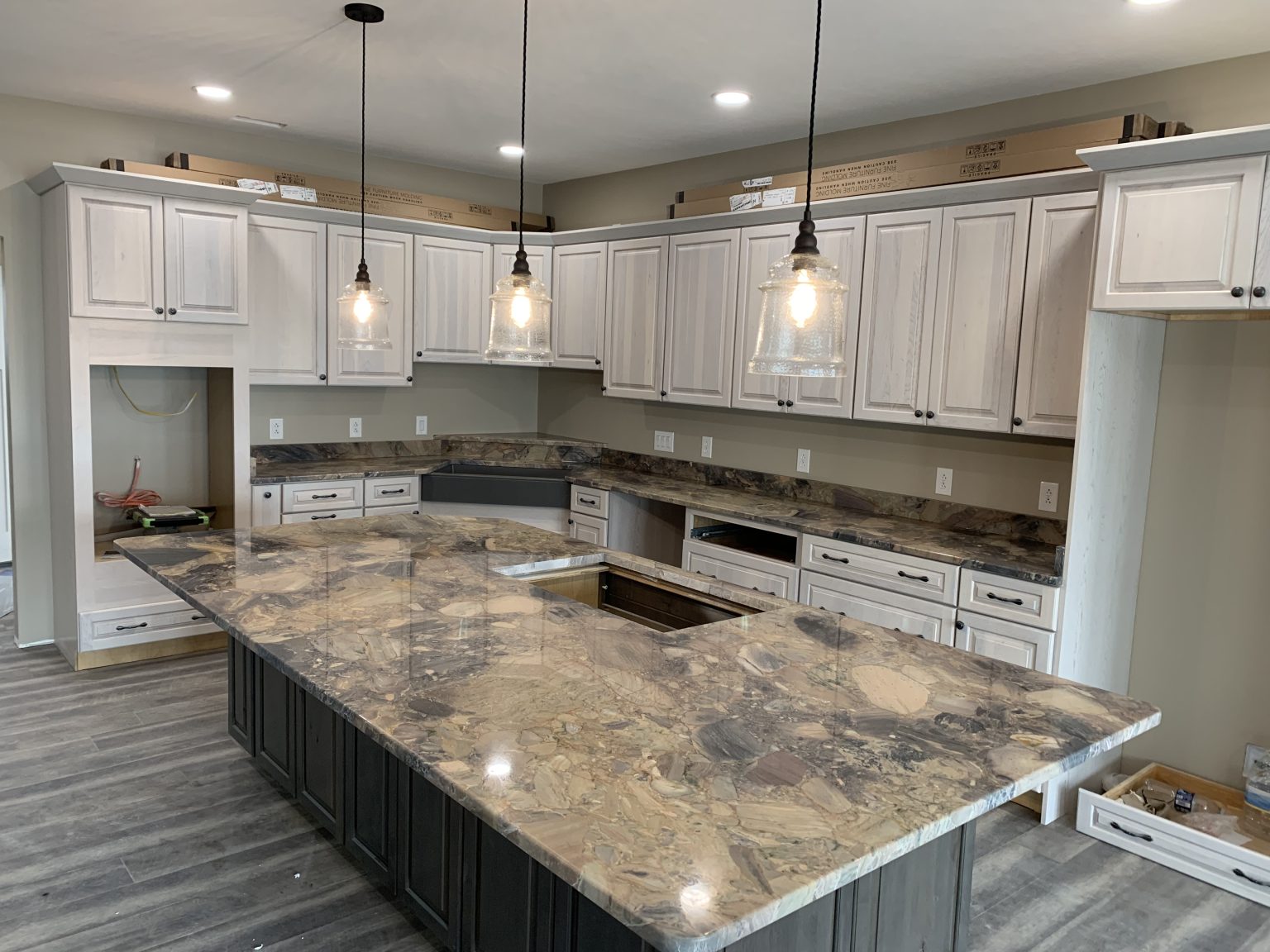 Black Wave granite surface
